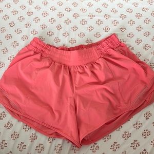 Lululemon hotty hot 4 inch regular rise— RASPBERRY CREAM